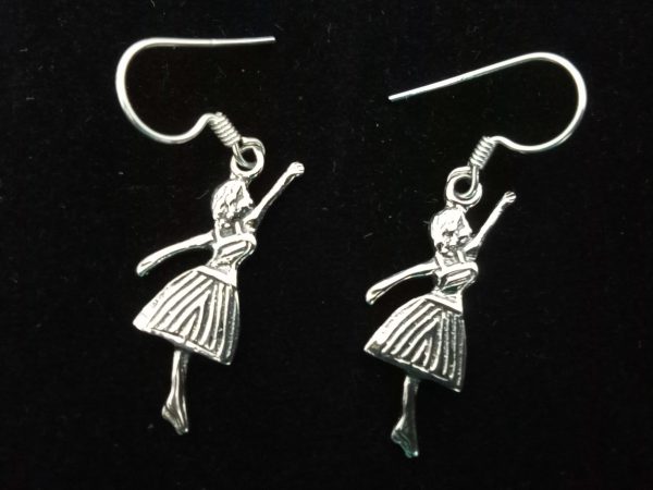 Dancing Girls  92.5% silver earrings, A hand made product