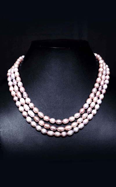 Dewdrops: 3 Layered fresh water pearls Necklace