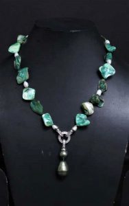 Shell Baroque Pearls Necklace